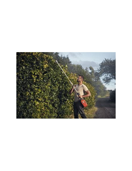 Kombimaskin 325iLK med trimmertillsats, utan batteri och laddare