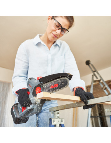 Mini-Kedjesåg CSM 1815 Ink. Batteri och Laddare