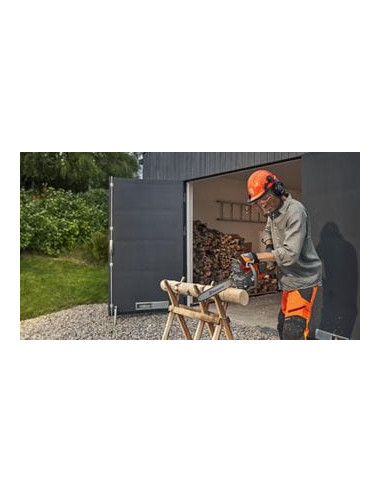 Husqvarna 225i med batteri och laddare